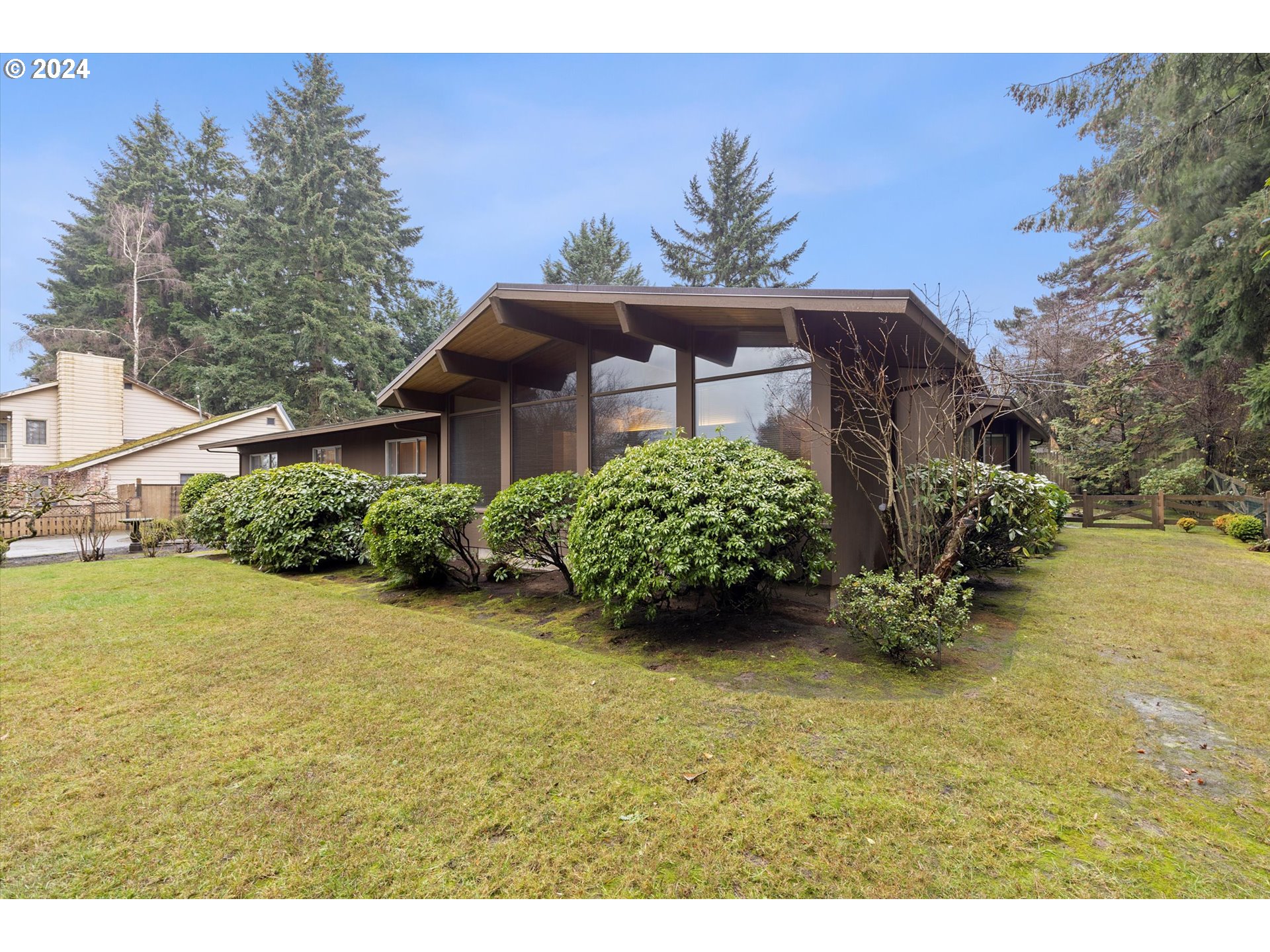 10470 Southwest View Terrace Portland, OR 97224 - Photo 44 of 45 Gallery Image 44
