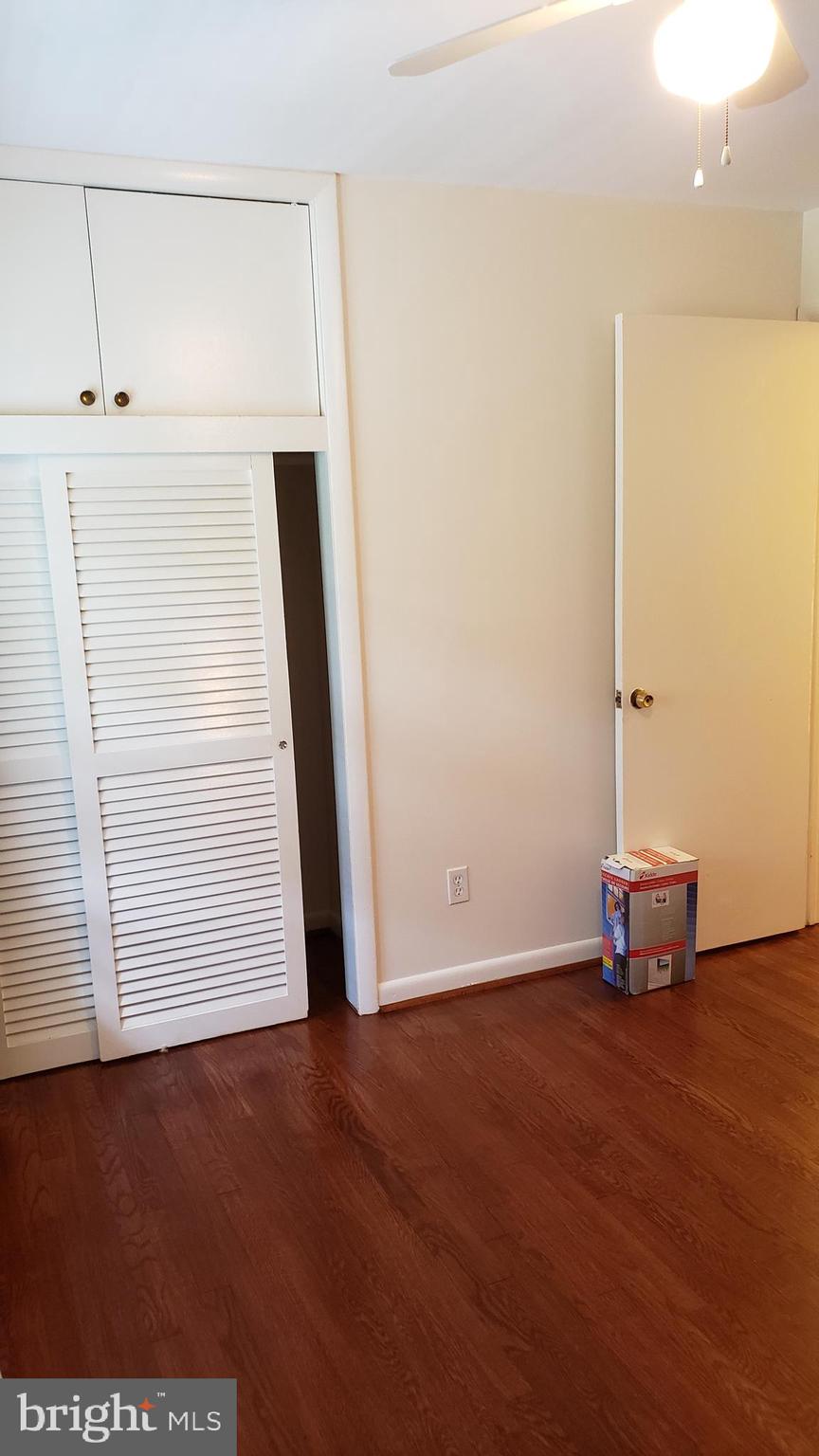 6916 Churchill Road McLean, VA 22101 - Photo 27 of 32 Bedroom 3 - Upper