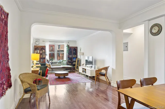 $3,295 | 73-12 35th Avenue, Unit E21 | Jackson Heights