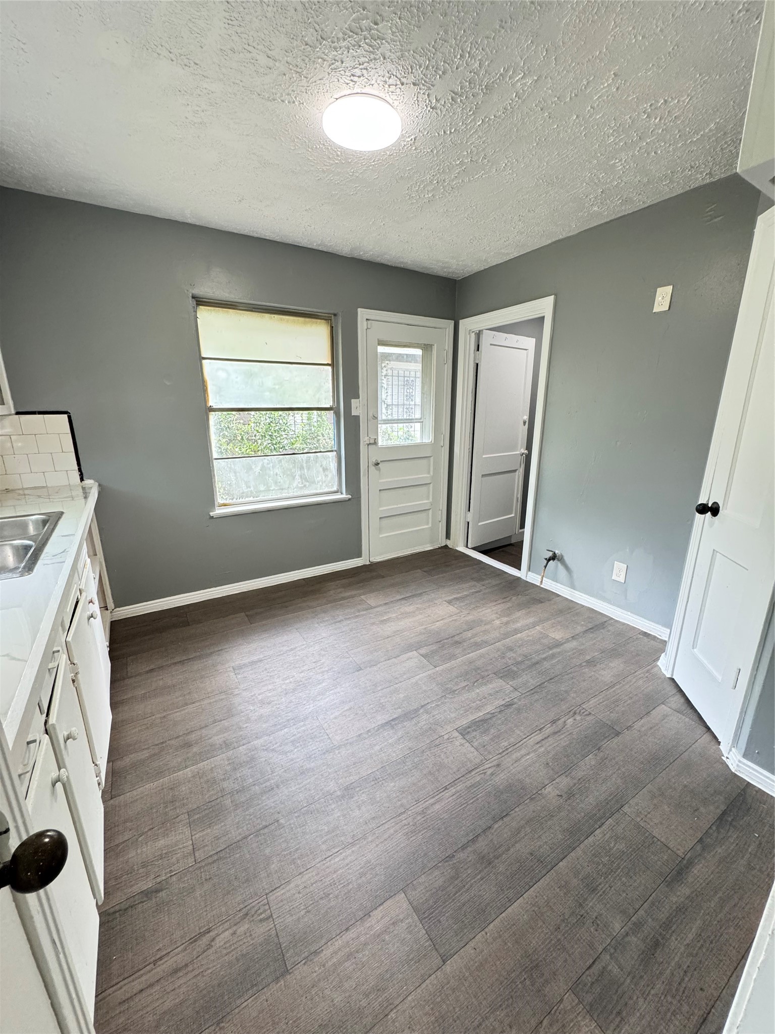 5254 Perry Street Houston, TX 77021 - Photo 5 of 16 kitchen space with window for natural light