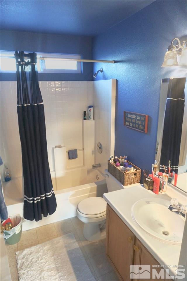 4000 Sycamore Way Reno, NV 89502 - Photo 5 of 16 Photo 5