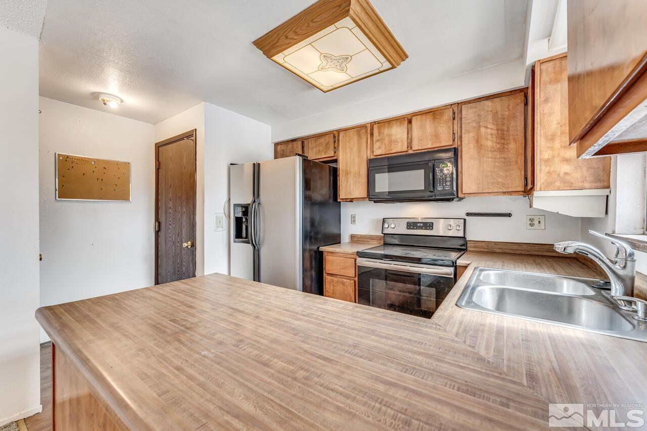 146 Ring Road Dayton, NV 89403 - Photo 10 of 32 Photo 10