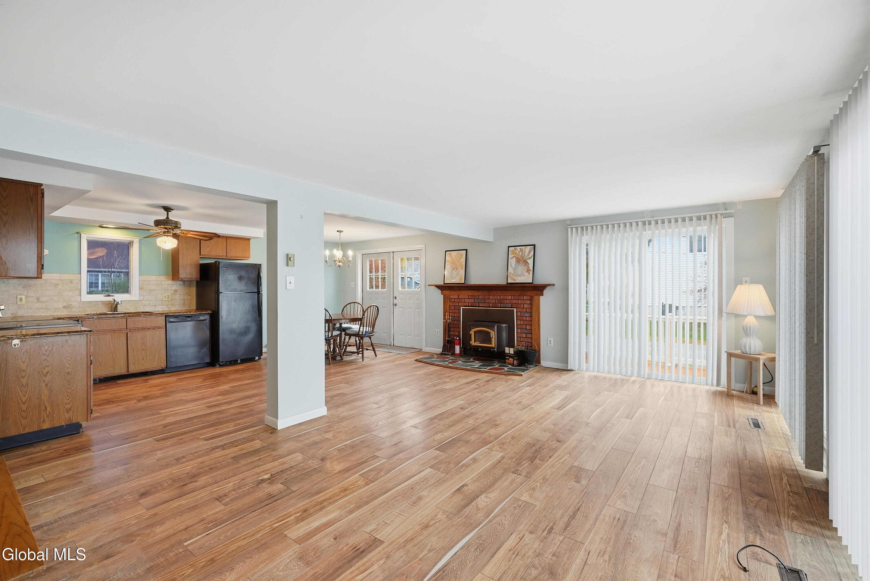 4175 Silver Beach Road Malta, NY 12020 - Photo 12 of 31 10