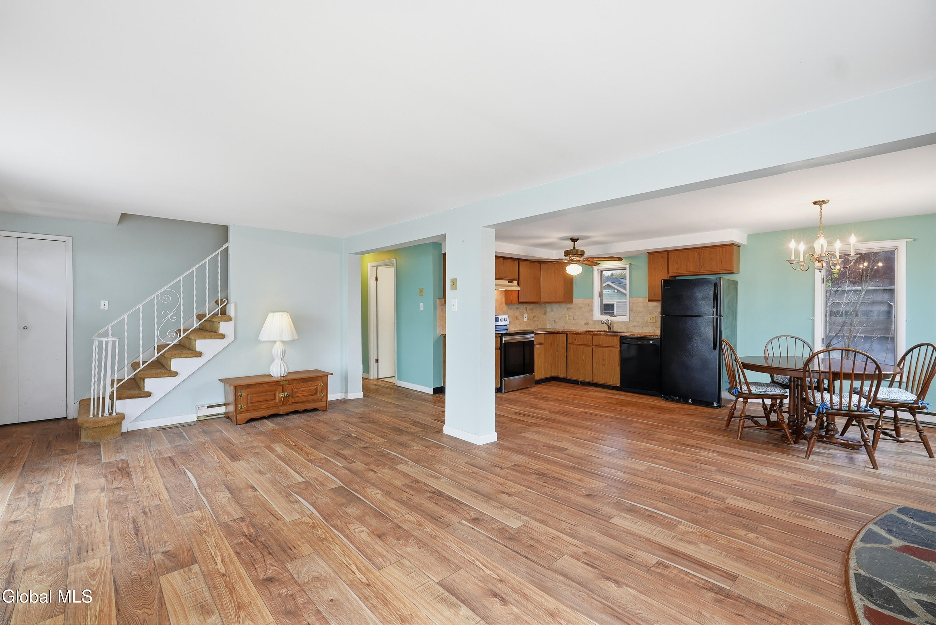 4175 Silver Beach Road Malta, NY 12020 - Photo 14 of 31 11