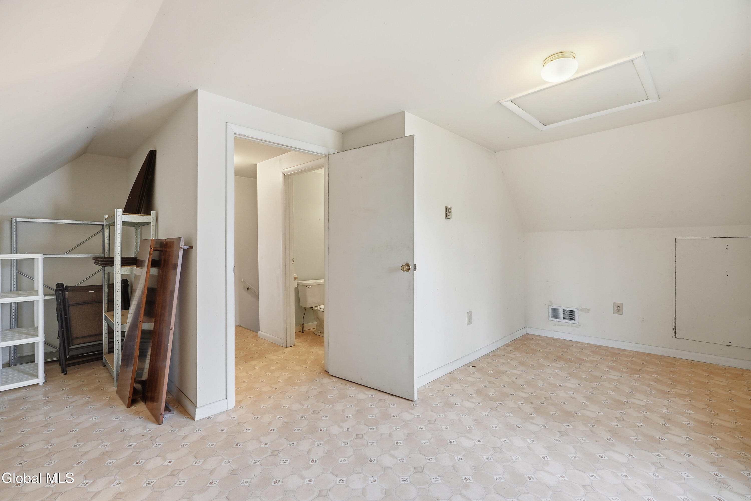 4175 Silver Beach Road Malta, NY 12020 - Photo 30 of 31 28