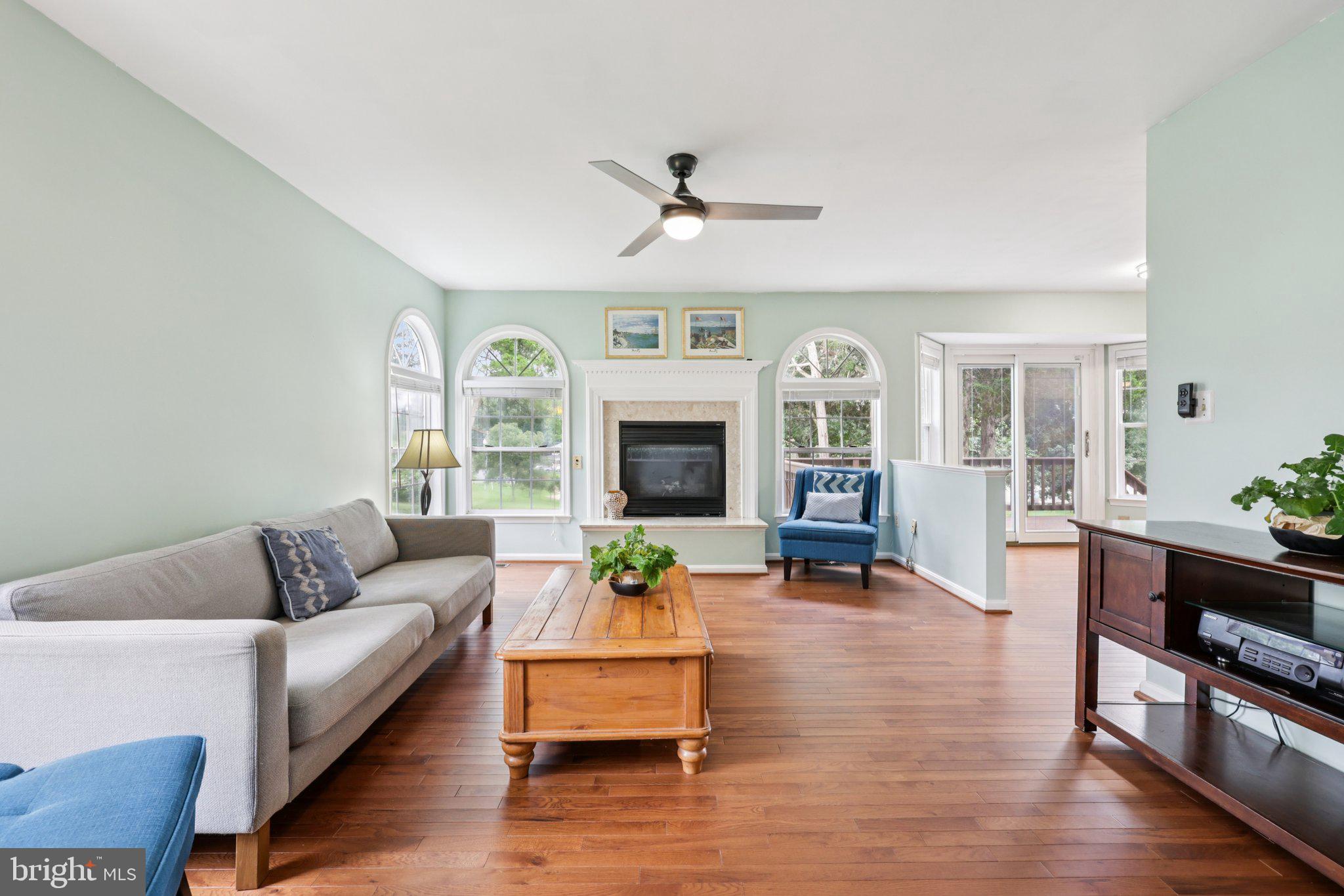 10457 Pineview Road Manassas, VA 20111 - Photo 12 of 55 Family Room