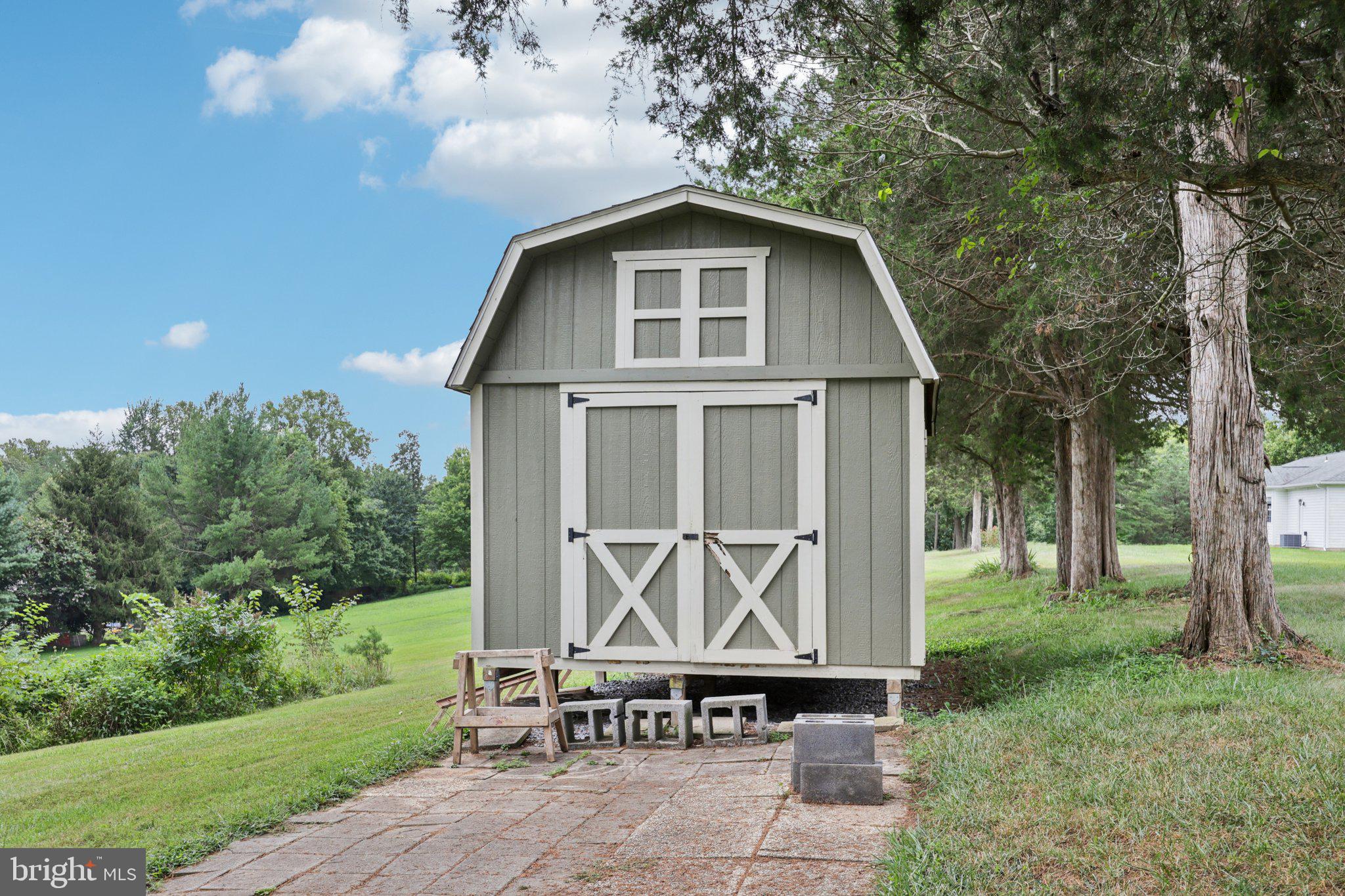 10457 Pineview Road Manassas, VA 20111 - Photo 39 of 55 Shed