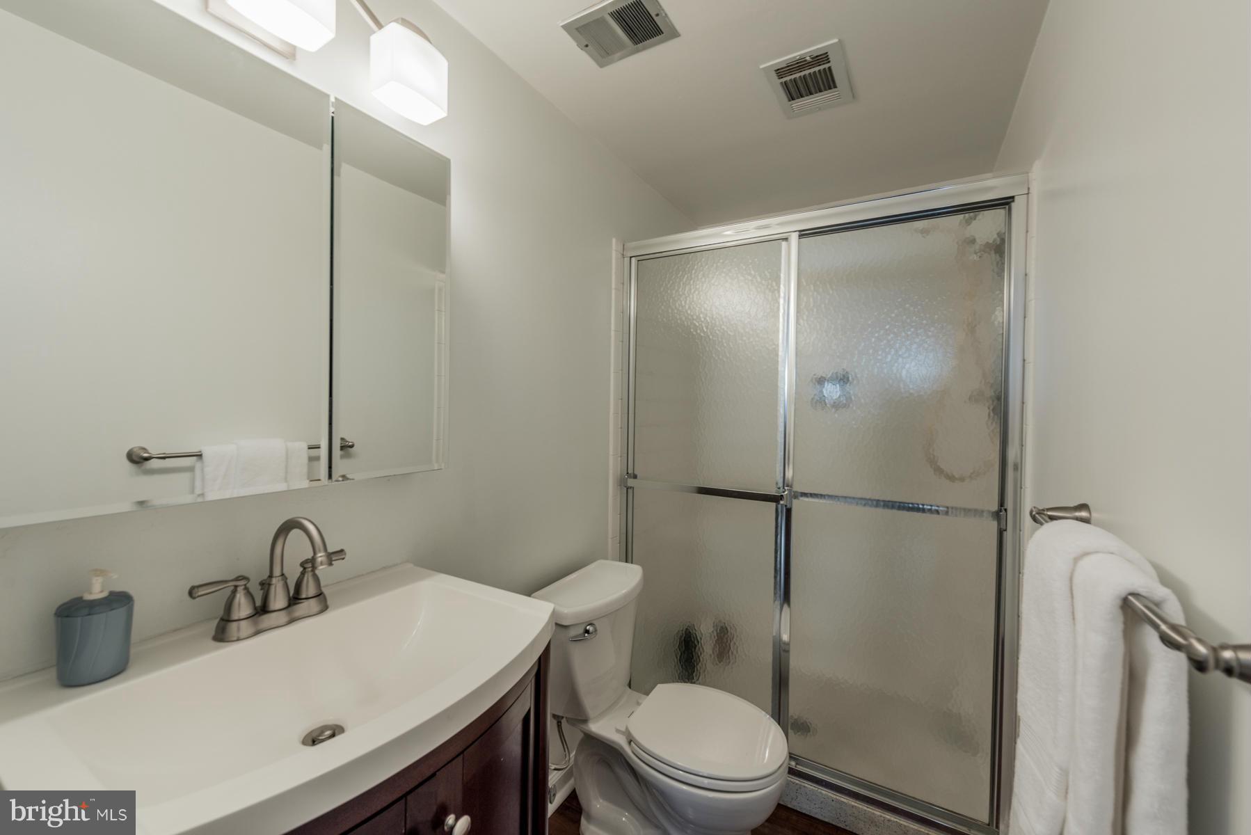 10145 Charington Road Cockeysville, MD 21030 - Photo 22 of 30 Full Bath in Lower level