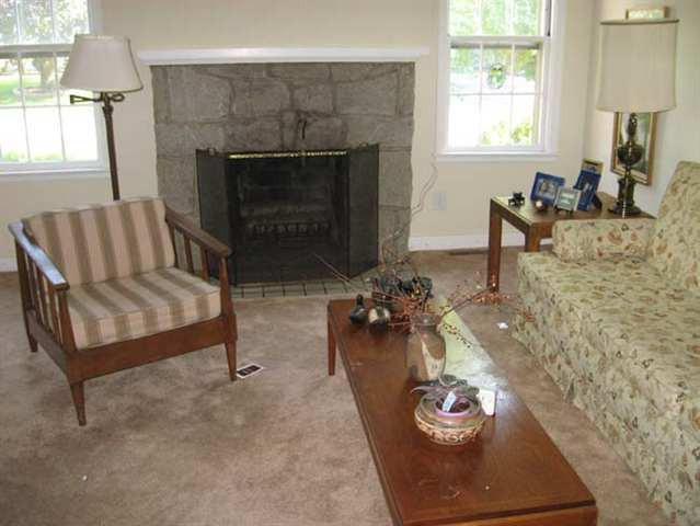 36 Bayberry Road Rotterdam, NY 12306 - Photo 2 of 7 Photo 2