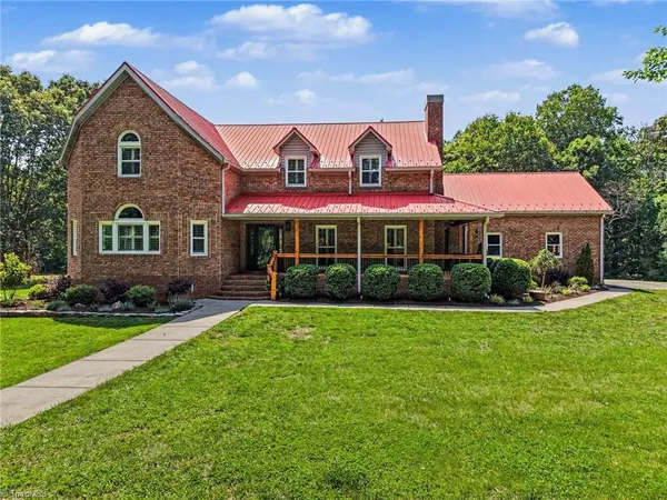$849,000 | 3190 Macbrandon Lane, Pfafftown, NC 27040