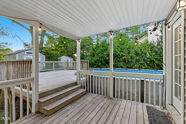 a bathroom with a sink a toilet and a bathtub