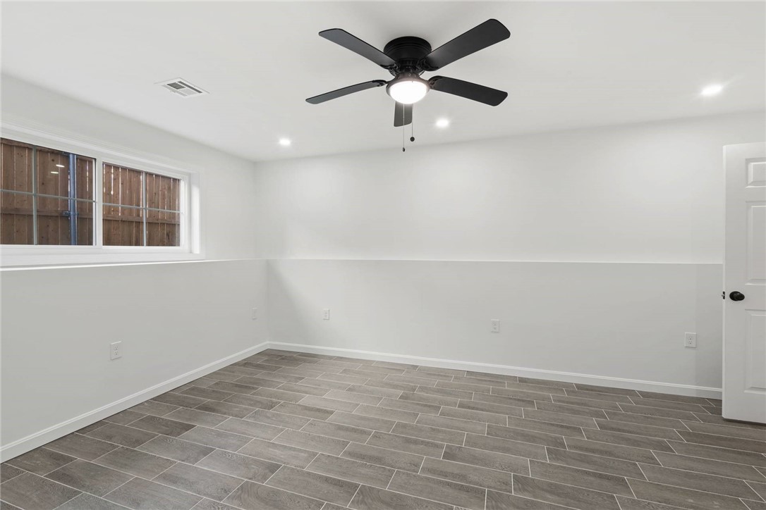 24 St James Street, Unit 1 Providence, RI 02907 - Photo 7 of 20