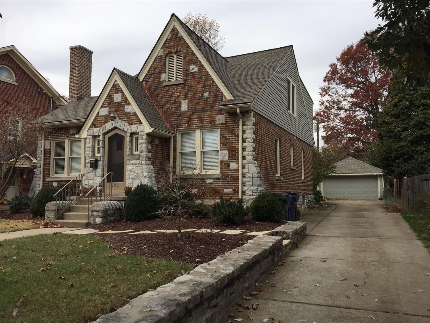 335 Dudley Road Lexington, KY 40502 - Photo 2 of 27 Photo 2