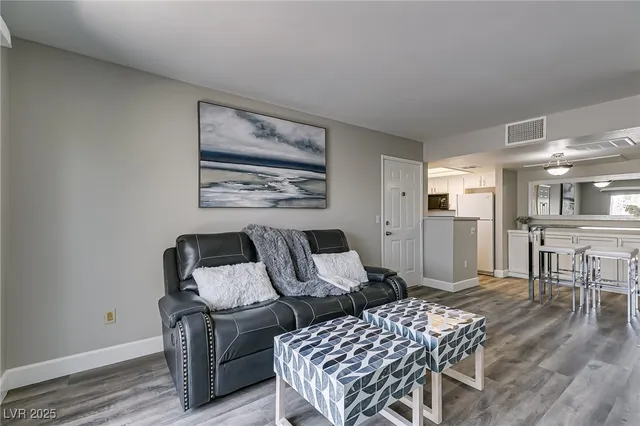 $1,699 | 8070 West Russell Road, Unit 2136, Las Vegas, NV 89113