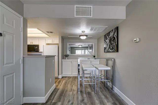 $1,699 | 8070 West Russell Road, Unit 2136, Las Vegas, NV 89113