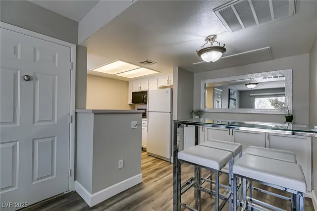 $1,699 | 8070 West Russell Road, Unit 2136, Las Vegas, NV 89113