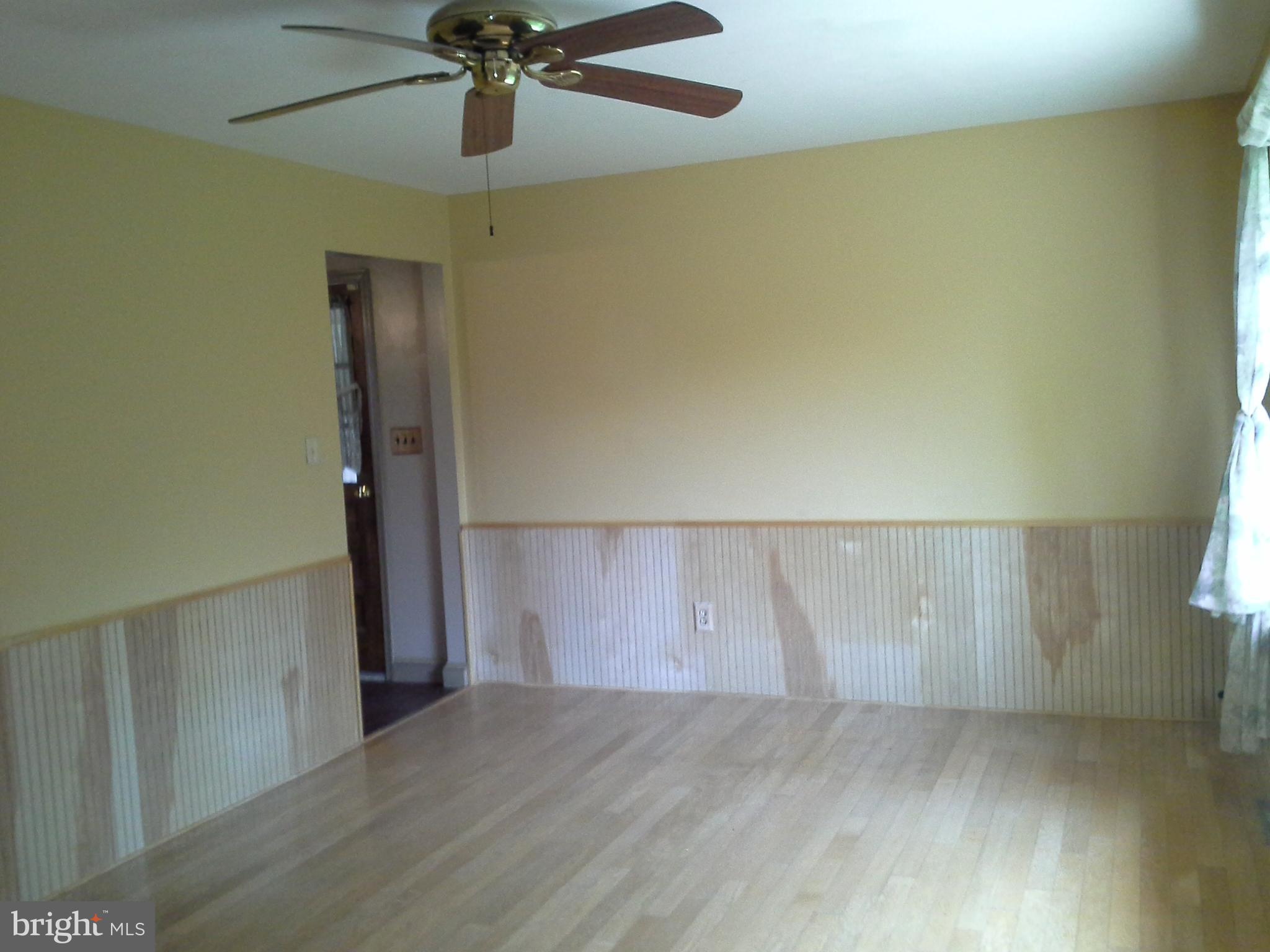 1876 Appleton Road Elkton, MD 21921 - Photo 9 of 24 Living Room