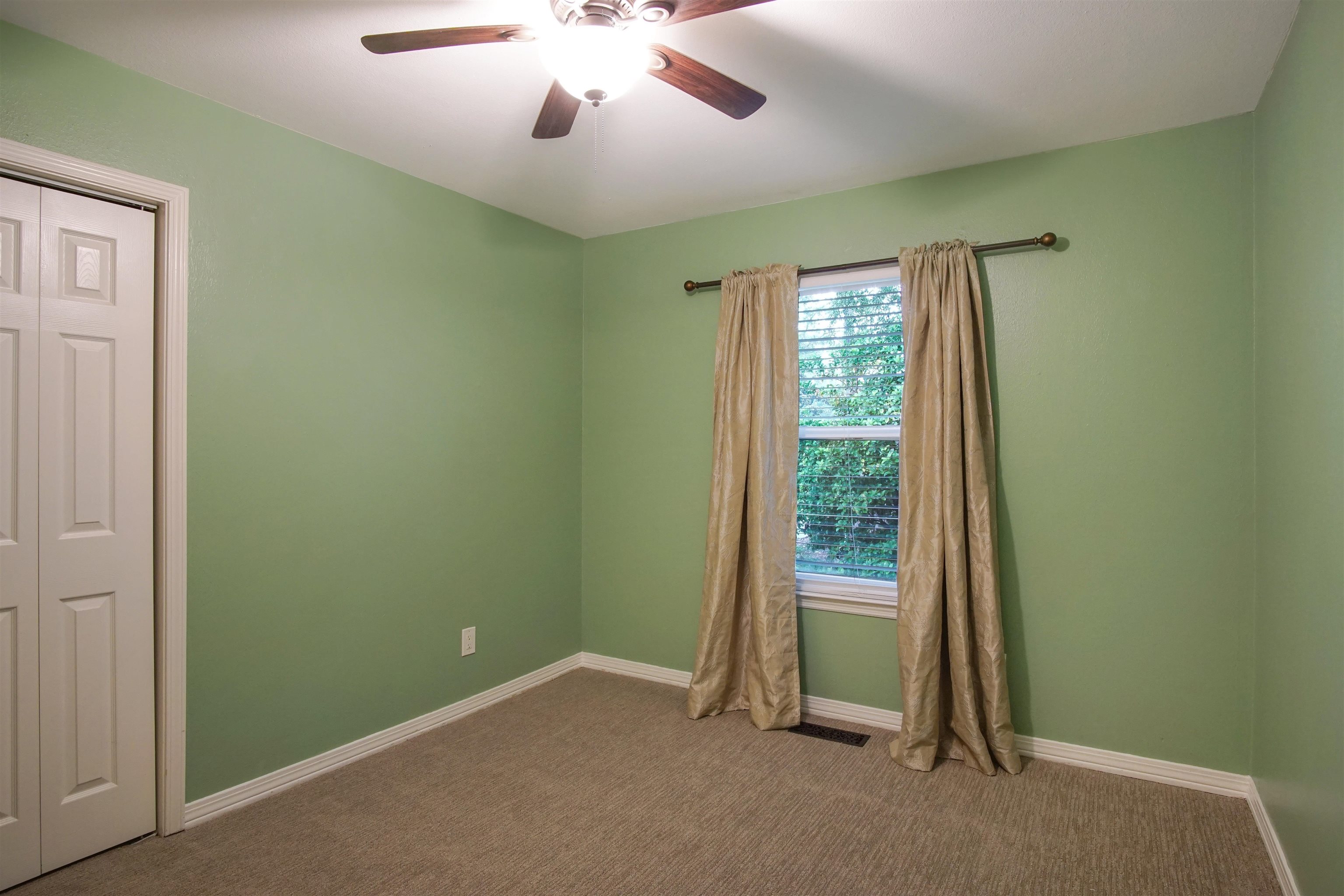 2420 Castletower Road Tallahassee, FL 32301 - Photo 5 of 42