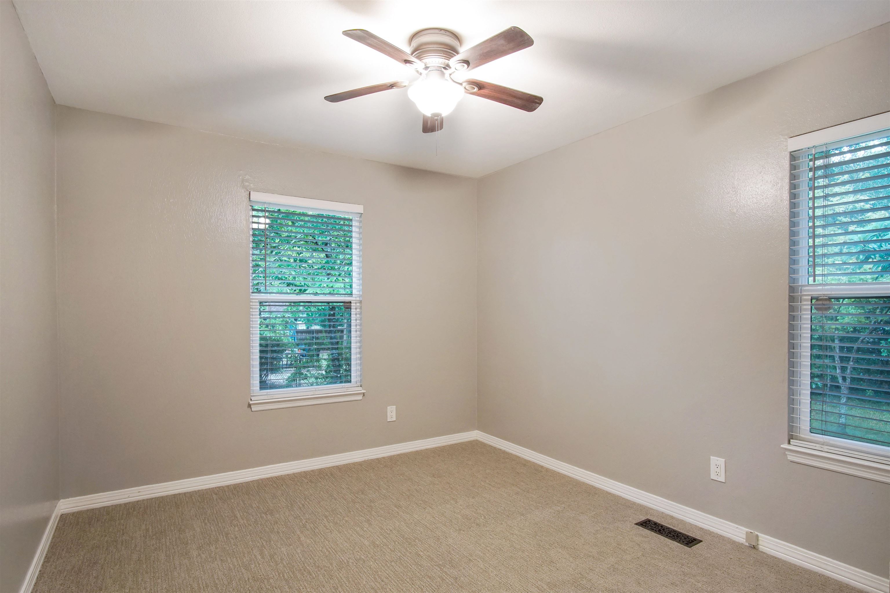 2420 Castletower Road Tallahassee, FL 32301 - Photo 9 of 42