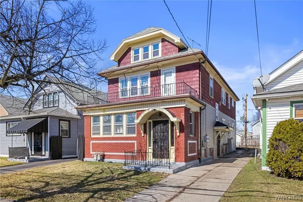 $269,900 | 252 Dartmouth Avenue, Buffalo, NY 14215