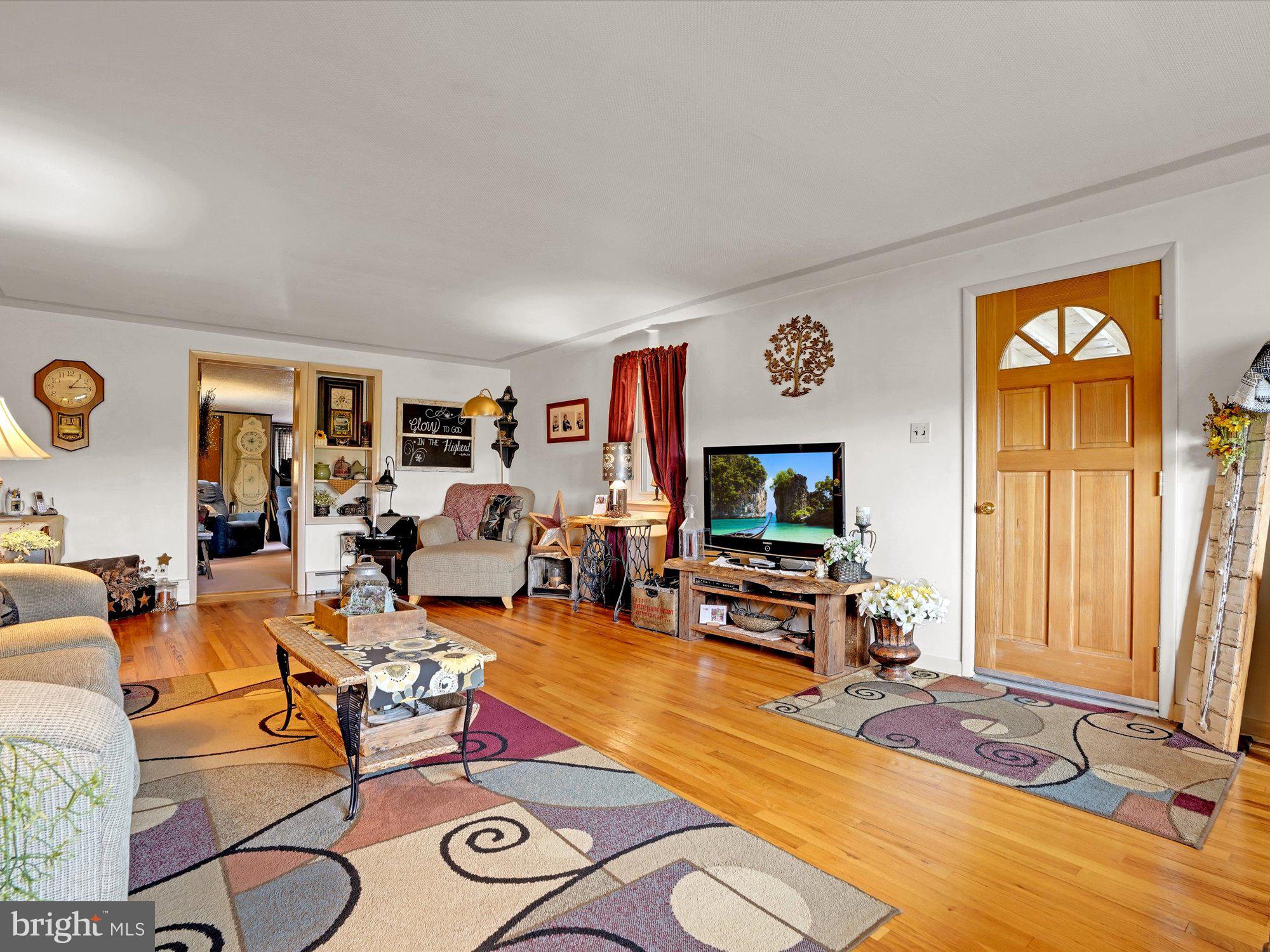 1658 Heilmandale Road Lebanon, PA 17046 - Photo 8 of 31 Gallery Image 8