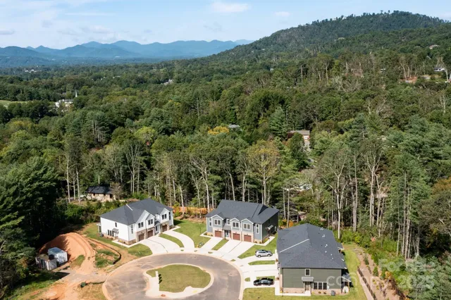 $465,000 | 163 Collin Place, Unit 20, Asheville, NC 28804