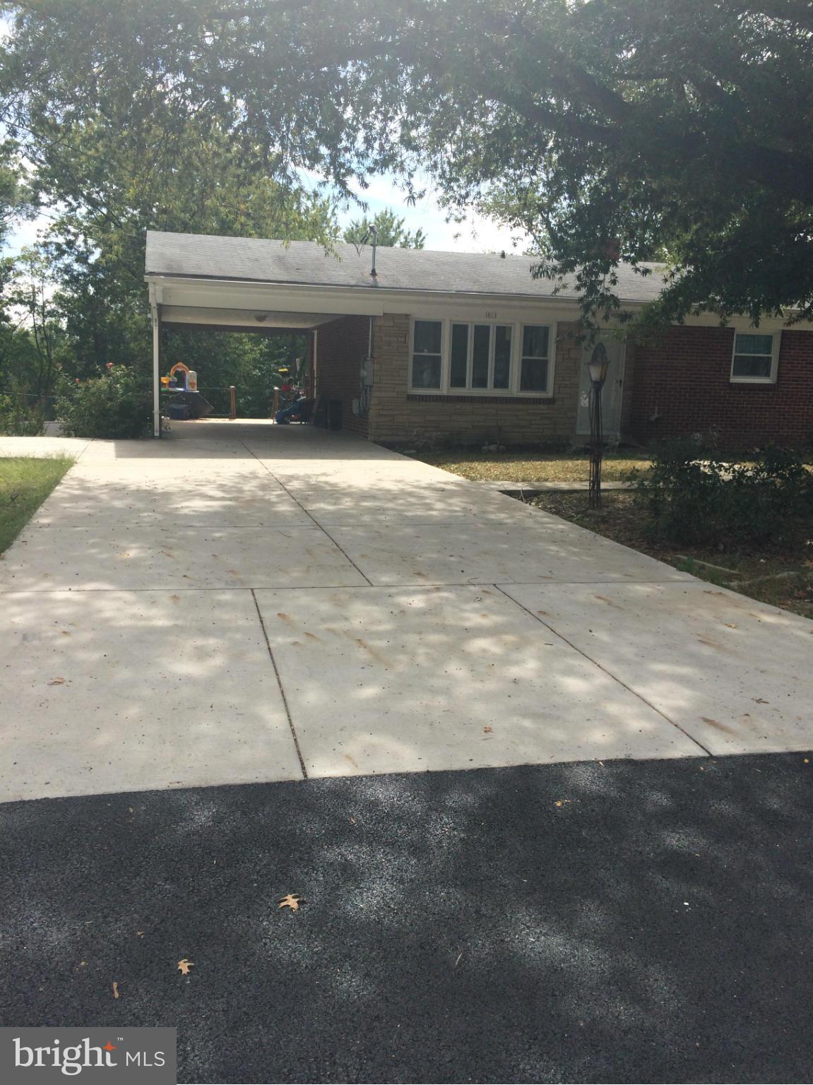 1813 Brierfield Road Oxon Hill, MD 20745 - Photo 3 of 20 Exterior (Front)