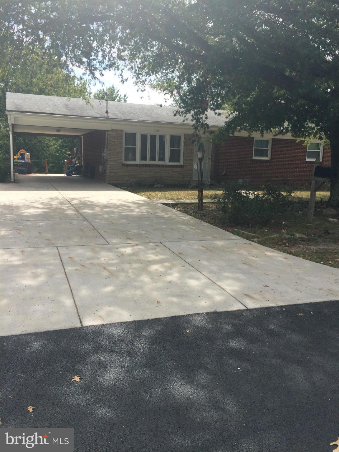 1813 Brierfield Road Oxon Hill, MD 20745 - Photo 4 of 20 Exterior (Front)