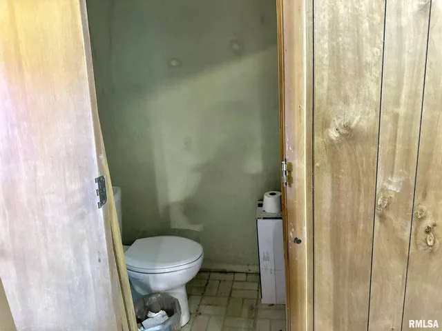 $90,000 | 900 East 4th Street, West Frankfort, IL 62896