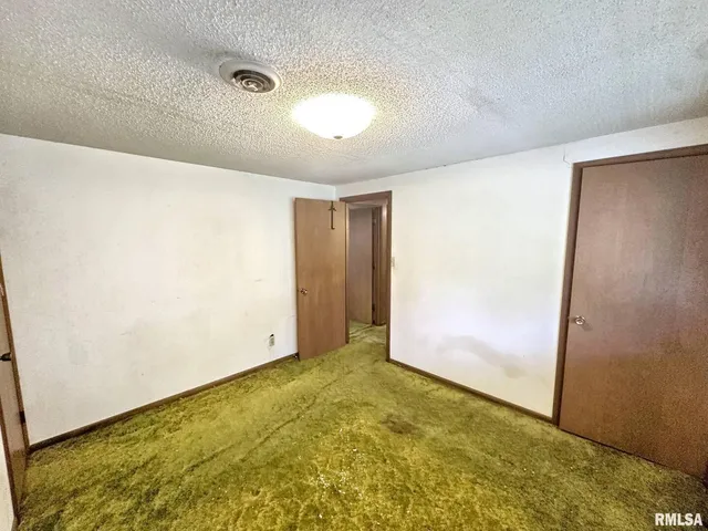 $90,000 | 900 East 4th Street, West Frankfort, IL 62896