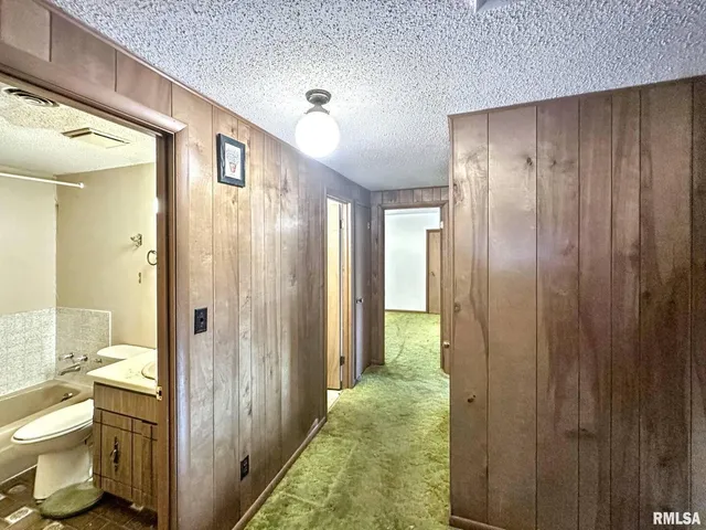 $90,000 | 900 East 4th Street, West Frankfort, IL 62896