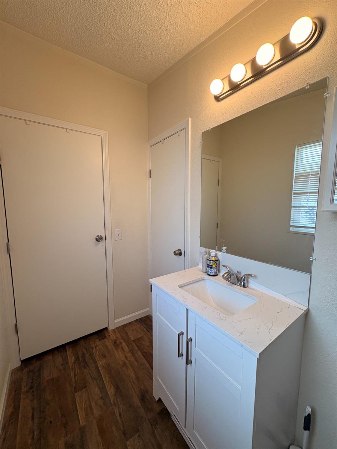 2042 Tully Road, Unit 9 Hughson, CA 95326 - Photo 17 of 32