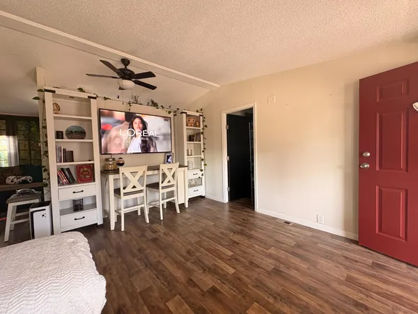 $119,000 | 2042 Tully Road, Unit 9, Hughson, CA 95326
