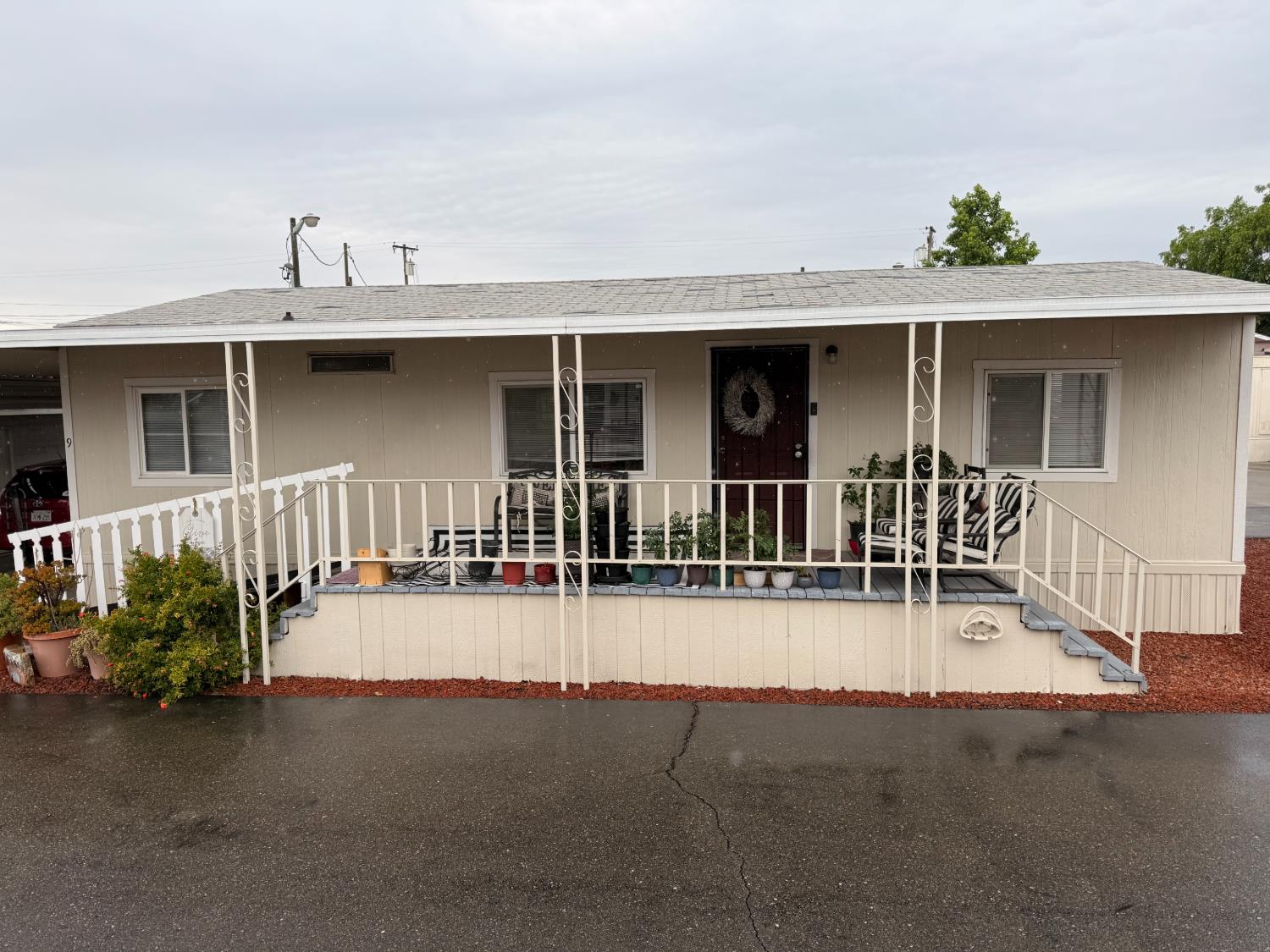 2042 Tully Road, Unit 9 Hughson, CA 95326 - Photo 2 of 42