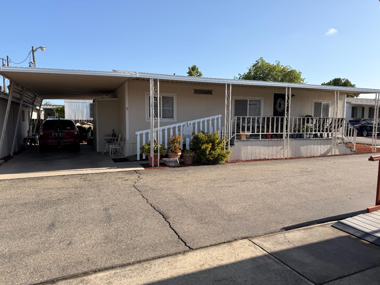 2042 Tully Road, Unit 9 Hughson, CA 95326 - Photo 2 of 32