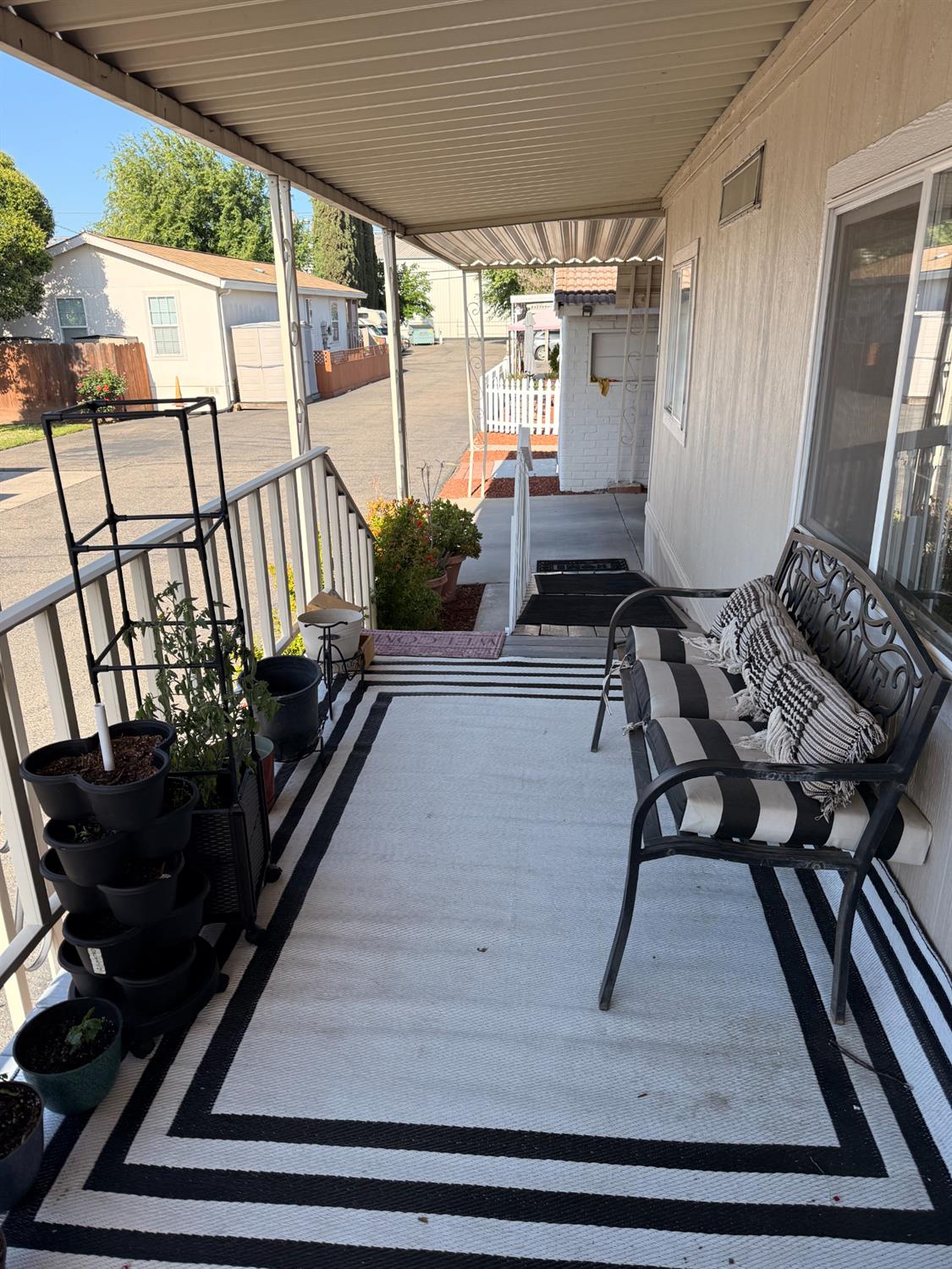 2042 Tully Road, Unit 9 Hughson, CA 95326 - Photo 29 of 32