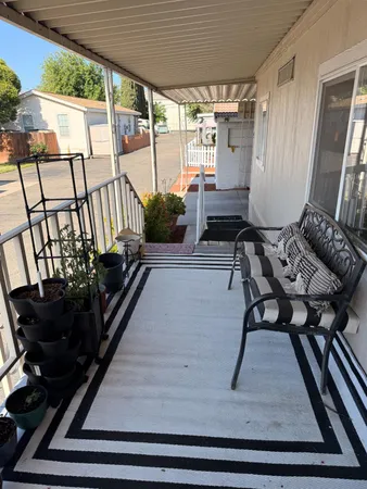 $119,000 | 2042 Tully Road, Unit 9, Hughson, CA 95326