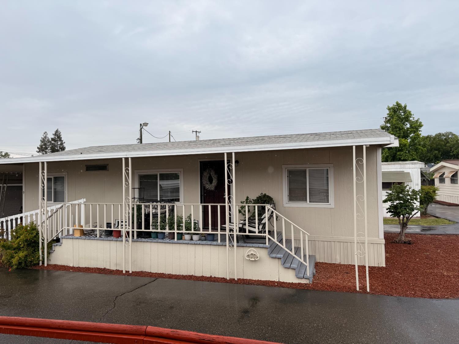 2042 Tully Road, Unit 9 Hughson, CA 95326 - Photo 3 of 42