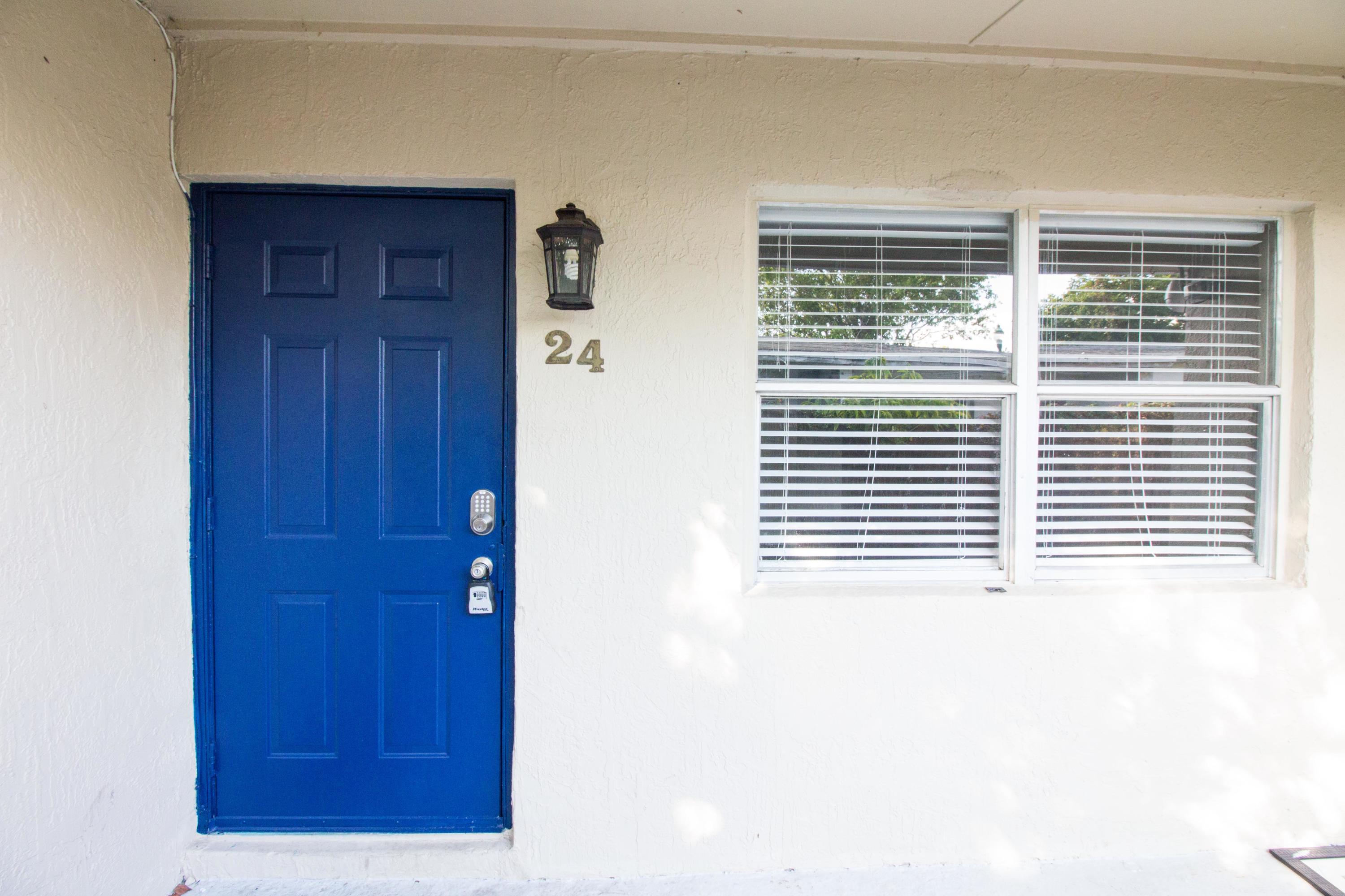 24 Southwest 4th Avenue Delray Beach, FL 33444 - Photo 2 of 13 IMG_7630