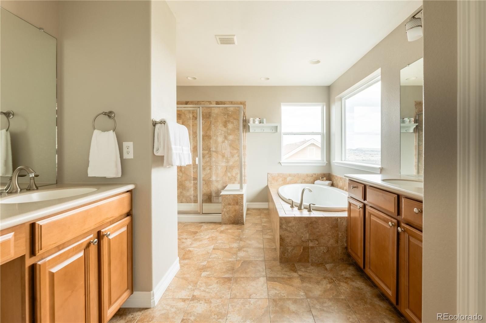 2552 Red Hawk Ridge Drive Castle Rock, CO 80109 - Photo 21 of 45
