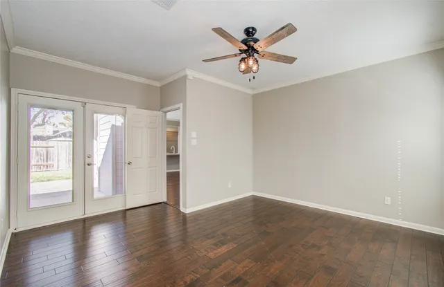 $2,300 | 14806 Flowerwood Drive, Houston, TX 77062