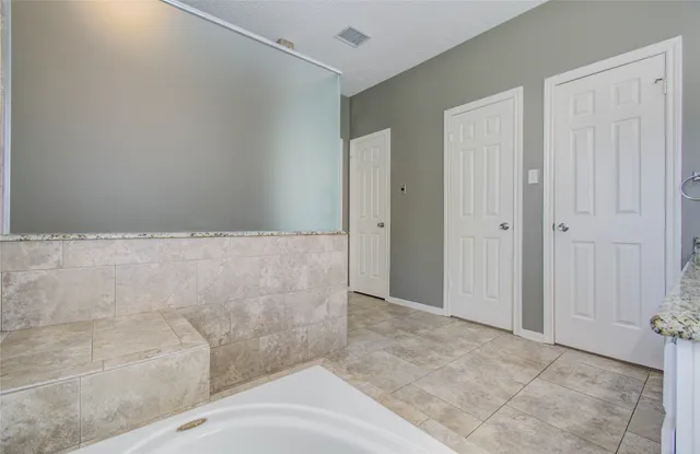 $2,300 | 14806 Flowerwood Drive, Houston, TX 77062