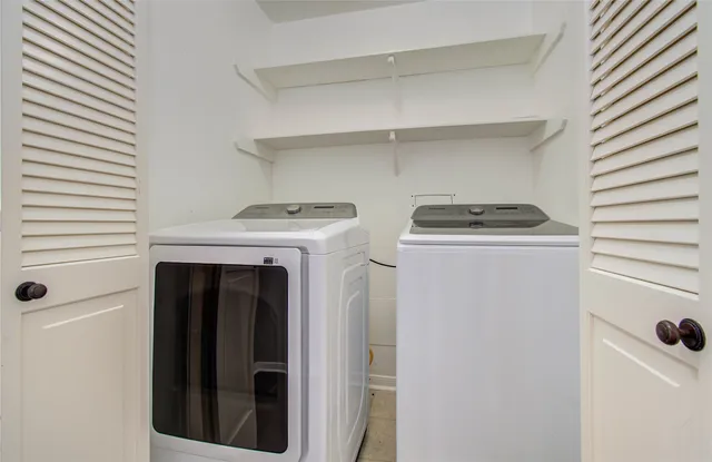 $2,300 | 14806 Flowerwood Drive, Houston, TX 77062