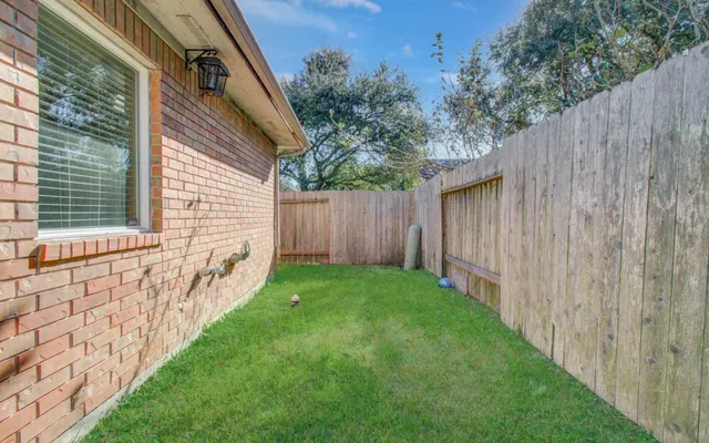 $2,300 | 14806 Flowerwood Drive, Houston, TX 77062