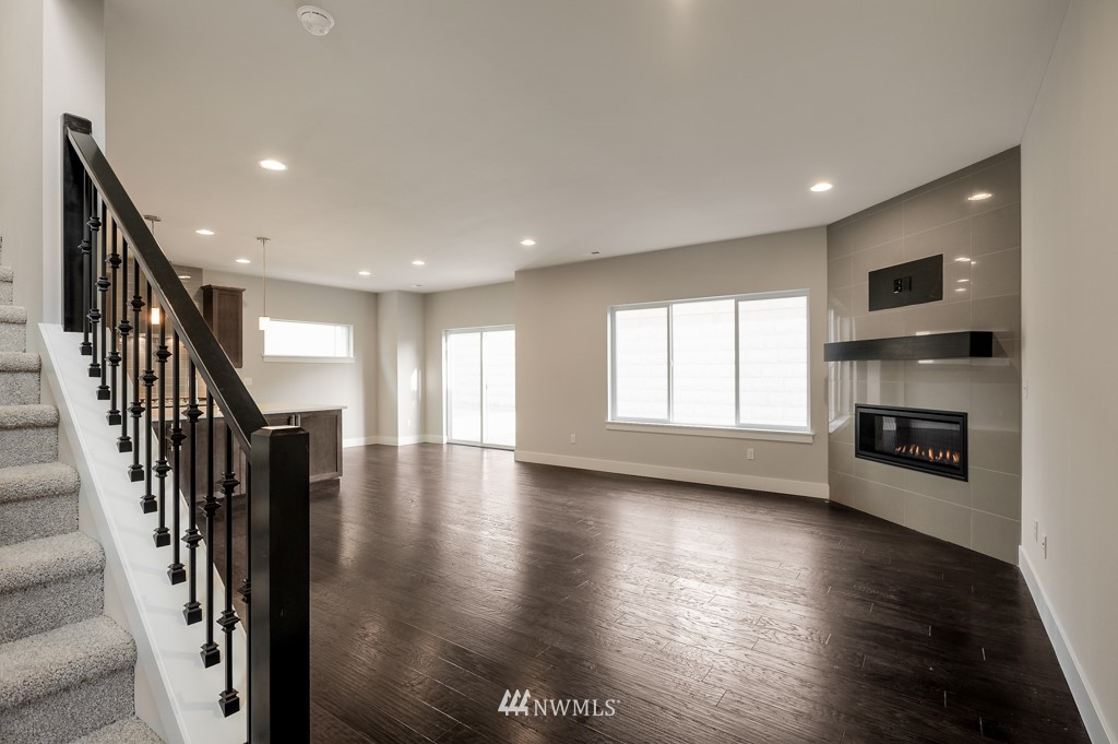 1226 199th Street Southeast, Unit ARV45 Bothell, WA 98012 - Photo 4 of 17 Gallery Image 4