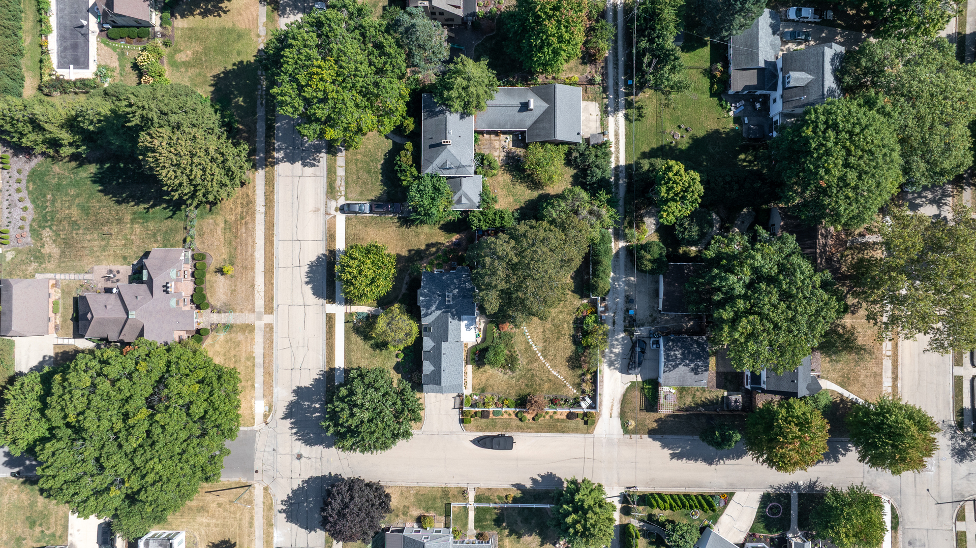 411 West 13th Street Sterling, IL 61081 - Photo 43 of 53