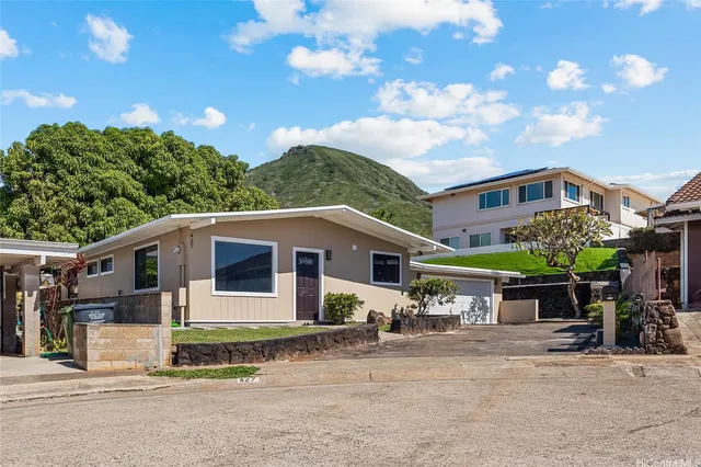 $1,499,000 | 427 Kekupua Street, Honolulu, HI 96825