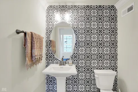 $585,000 | 776 Templeton Drive, Carmel, IN 46032