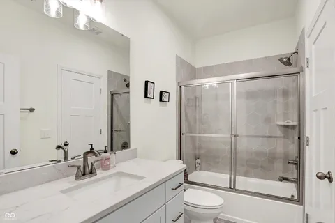 $585,000 | 776 Templeton Drive, Carmel, IN 46032