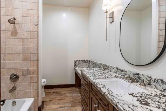 $2,200,000 | Undisclosed Address, Bakersfield, CA 93314